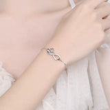 Heart Chain Bracelet for Women — 18K Gold Plated, Infinite Heart Link, Gift-Ready