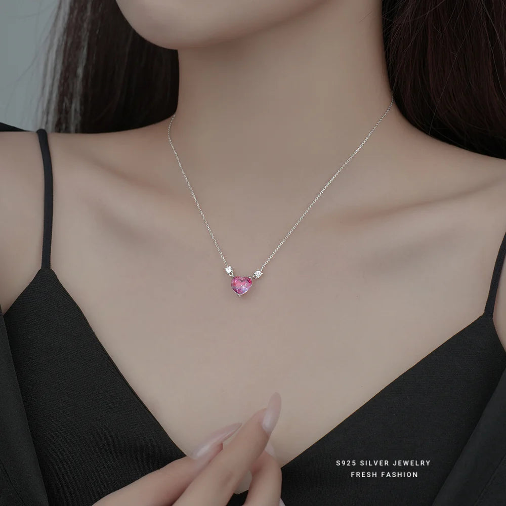 Heart Pendant Necklace for Women — 18K Gold Plated, Classic Heart Charm, Hypoallergenic
