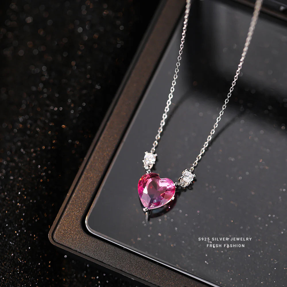Heart Pendant Necklace for Women — 18K Gold Plated, Classic Heart Charm, Hypoallergenic
