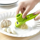 Mini Manual Garlic Grinder – Portable Garlic Press
