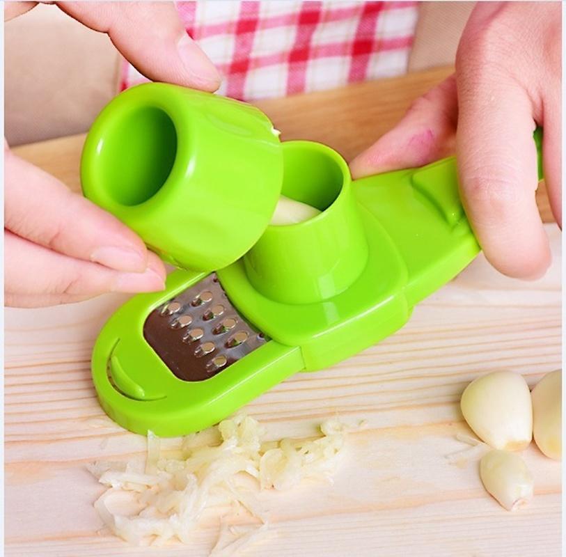 Mini Manual Garlic Grinder – Portable Garlic Press